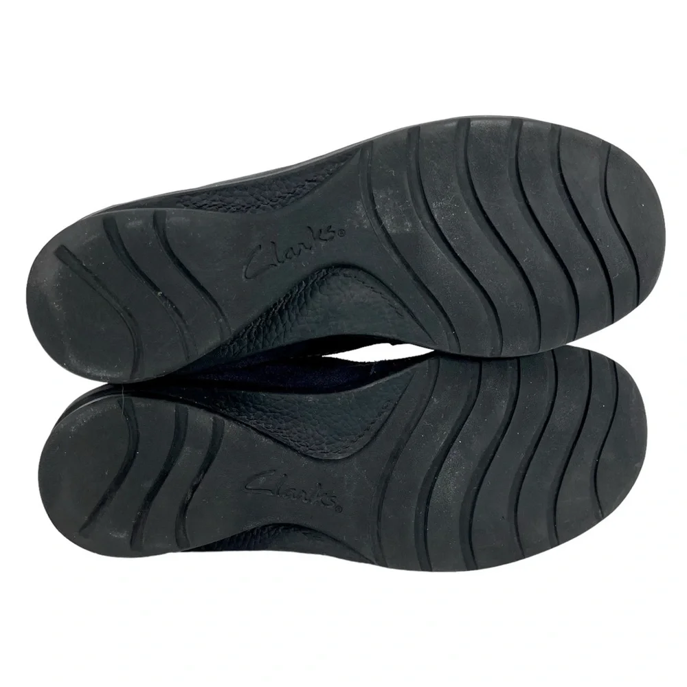Clarks Womens‎ 7.5 Bendables 63002 Navy Blue Suede Chukka Lace-Up Ankle Boot